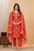 Elegant Red Floral Jaipuri Cotton  Kurta Pant Set with Dupatta