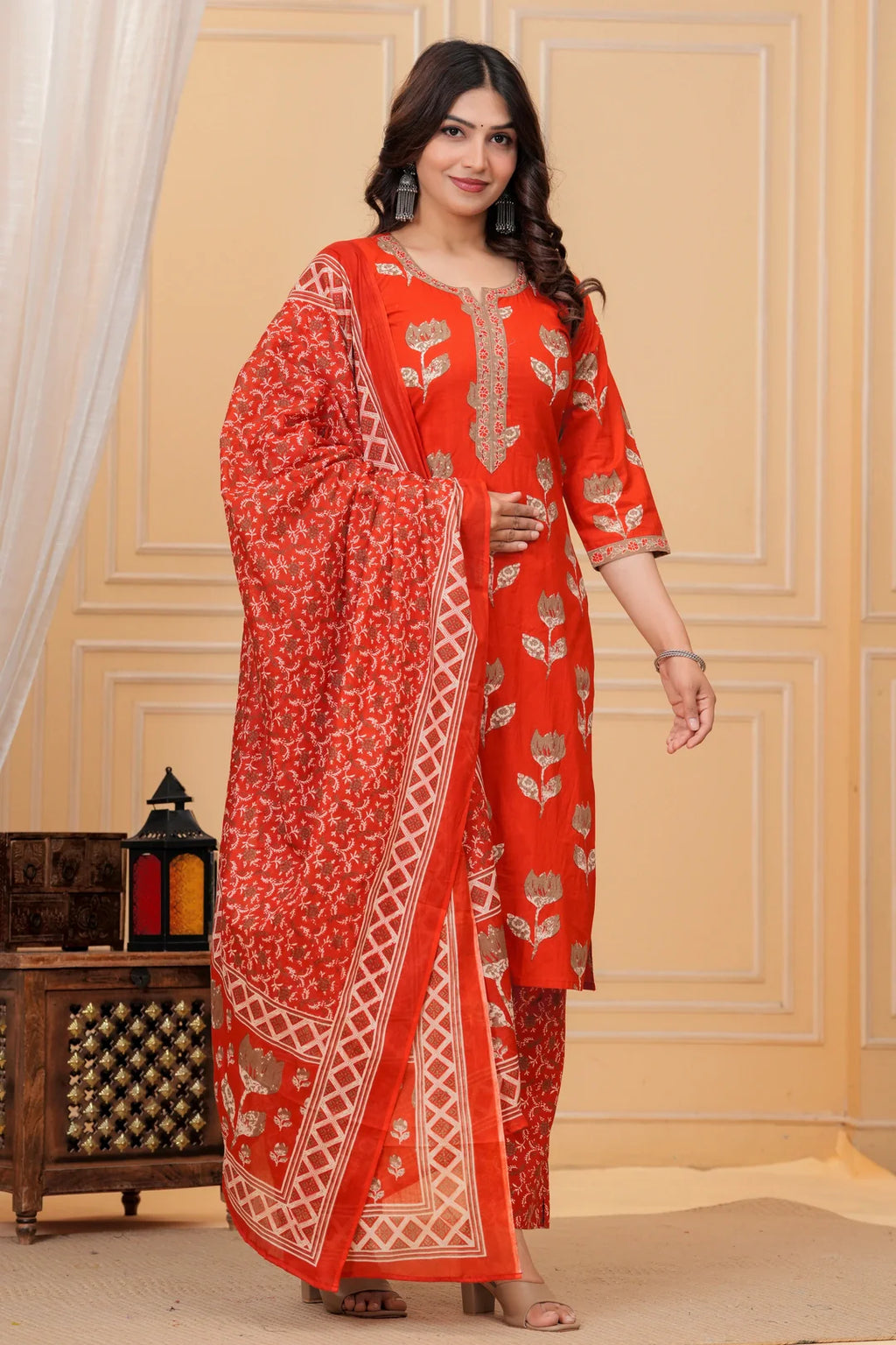 Elegant Red Floral Jaipuri Cotton  Kurta Pant Set with Dupatta