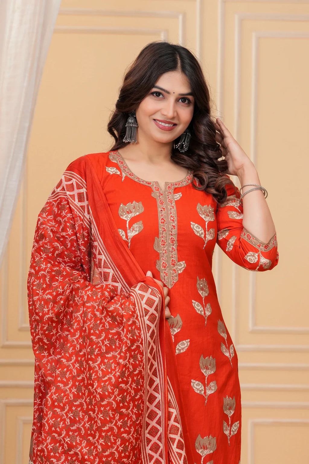 Elegant Red Floral Jaipuri Cotton  Kurta Pant Set with Dupatta