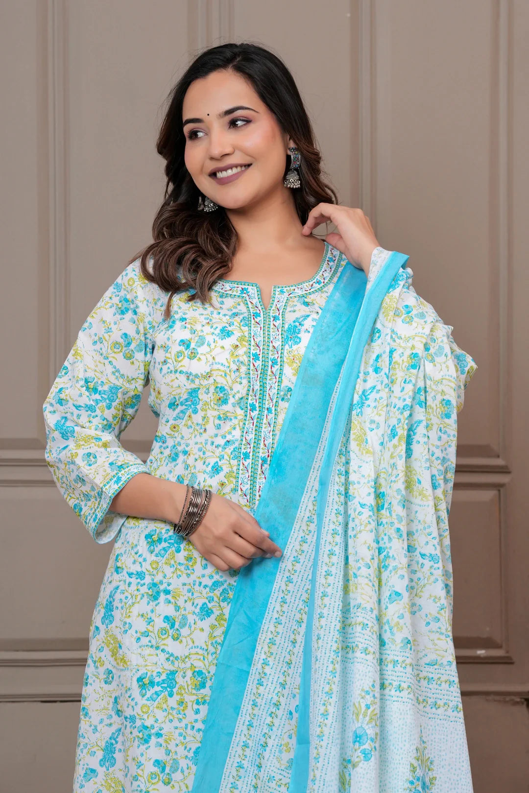Jaipur Floral Jaipuri Printed Cotton Kurta pant Set with malmal Dupatta