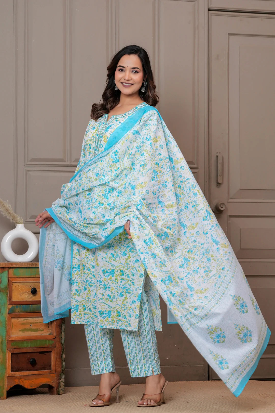 Jaipur Floral Jaipuri Printed Cotton Kurta pant Set with malmal Dupatta