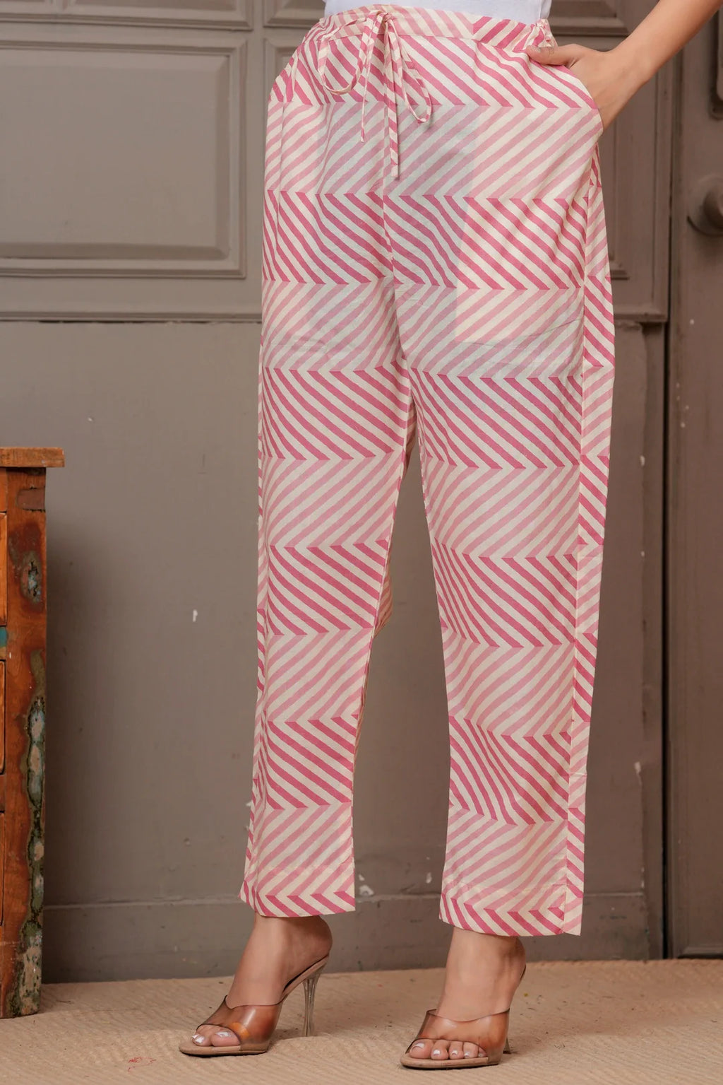 Handblock Floral Cotton Kurta Pant Set with Leheriya Dupatta - Pink
