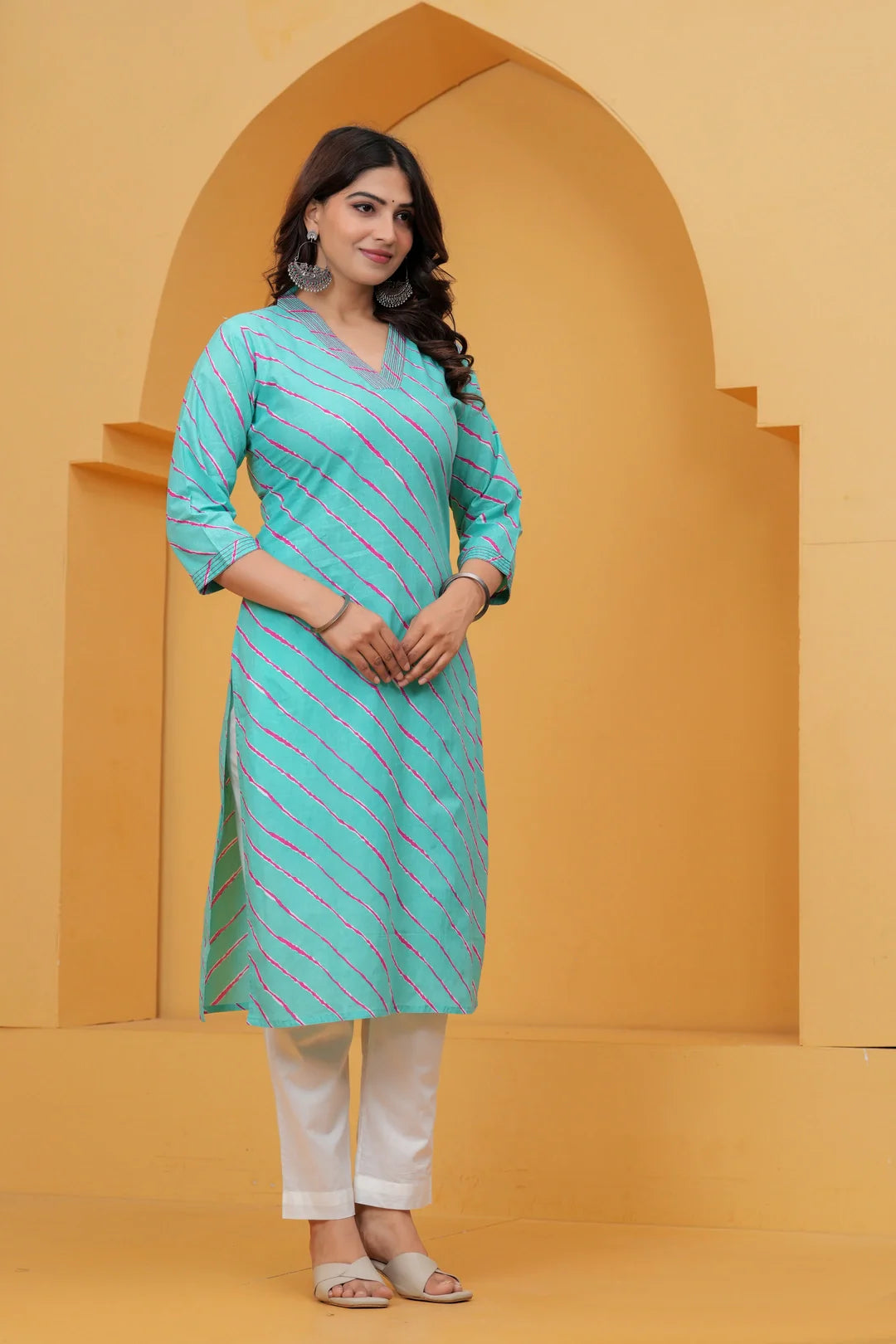Turquoise Leheriya Print Cotton Kurta for Women