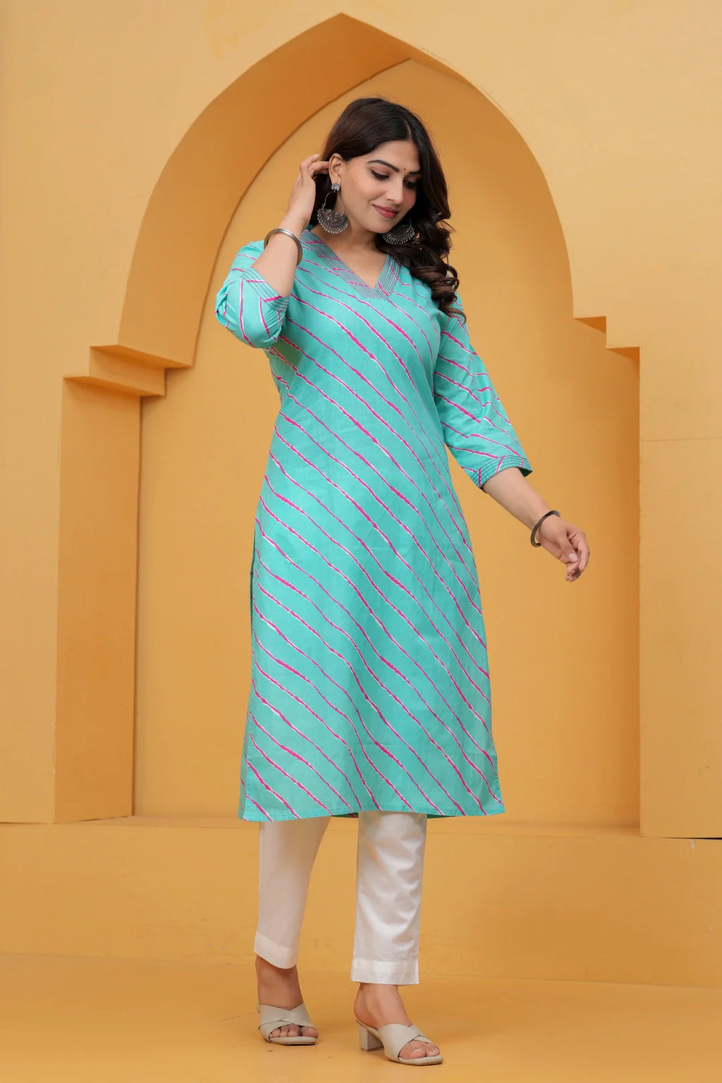 Turquoise Leheriya Print Cotton Kurta for Women