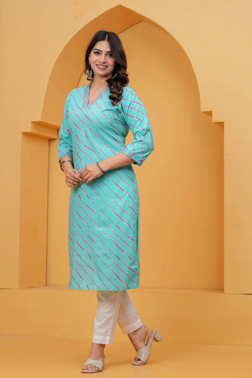 Turquoise Leheriya Print Cotton Kurta for Women