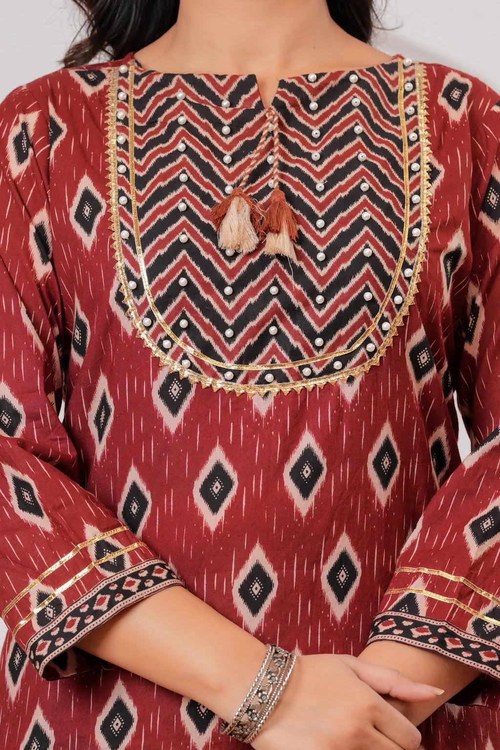 Maroon & Black Ikat Print Ethnic Set